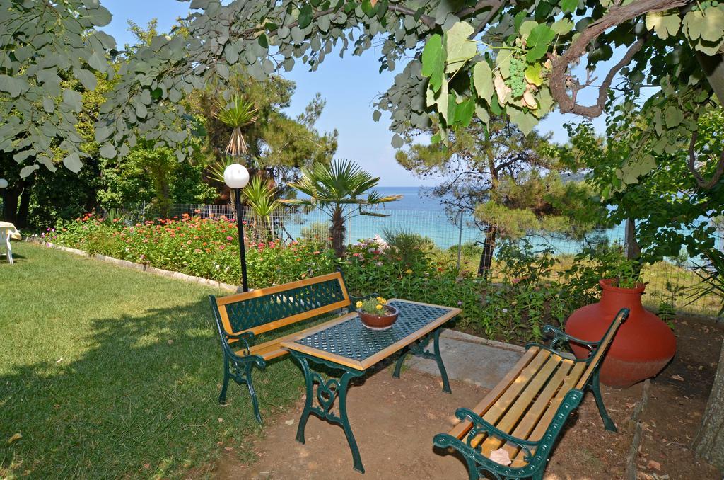 Pension Giannis Αdults Only Koinyra Exteriör bild