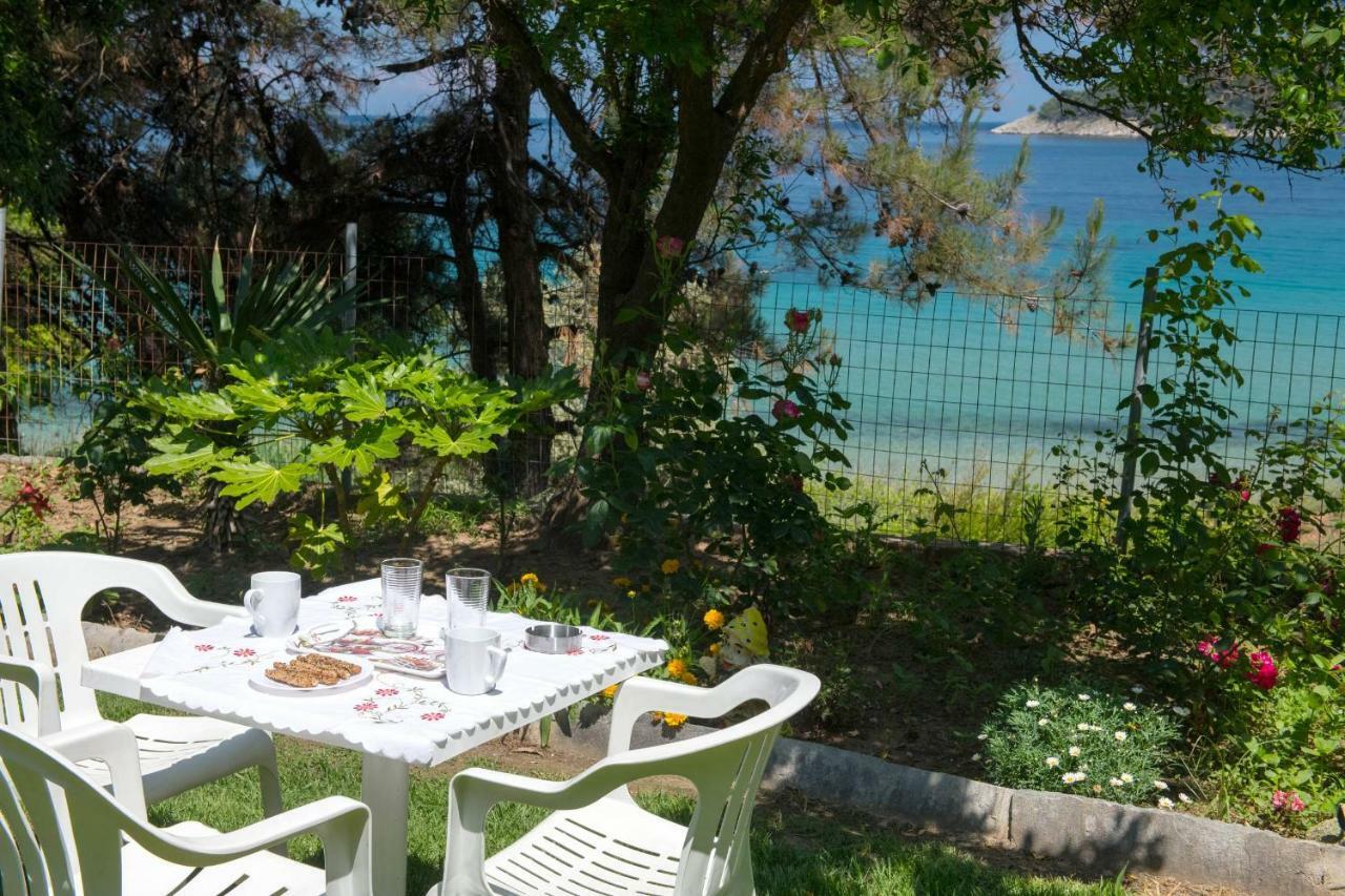 Pension Giannis Αdults Only Koinyra Exteriör bild